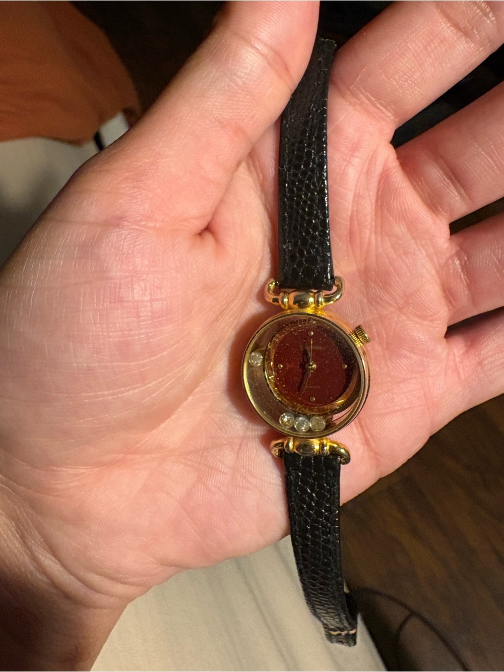 Floating Diamond style burgundy face gold tone Watch- please read!